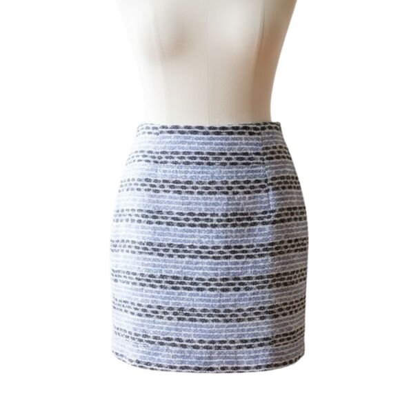 Talbots Skirts (Lot of 2)  Blue Fish Gray White Seersucker Pencil Mini Size 12 - Picture 6 of 14